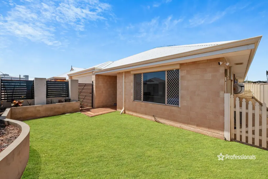 7 Staddon Lane, Beachlands, WA 6530