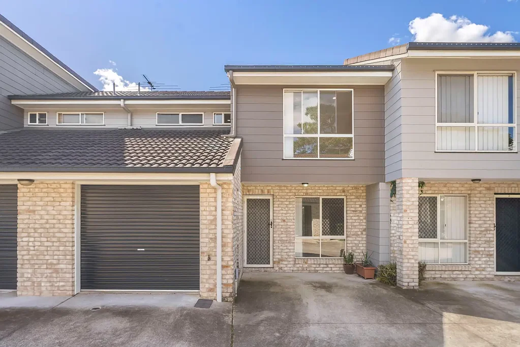 2/3 Charles Street, Caboolture, QLD 4510