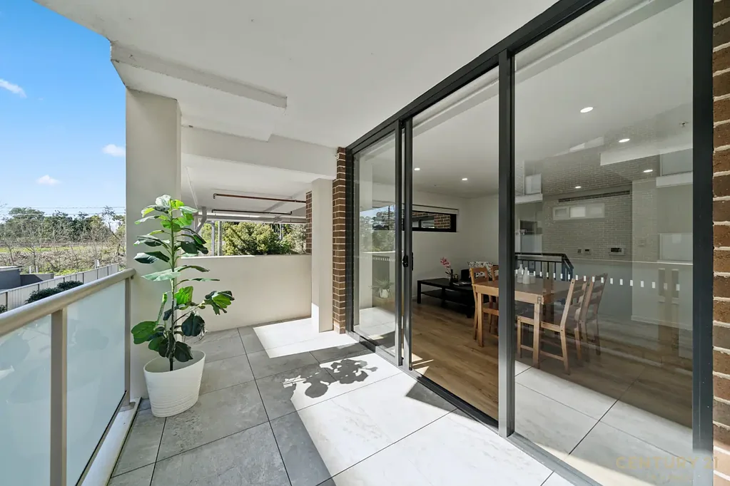 Asquith 1 Bedroom Modern Apartment In Boutique Building. North Facing.