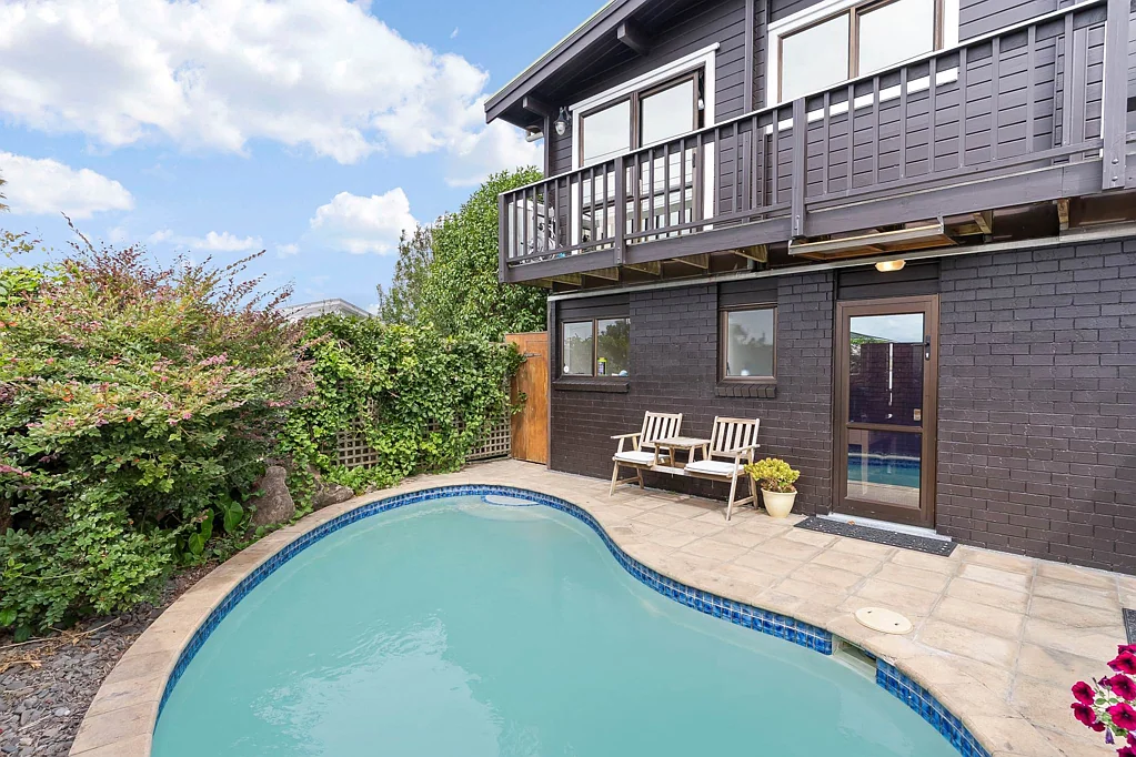 Manly 3غرفة نوم Views. Privacy. Pool. This One Has It All!