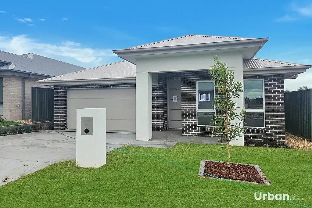 Lochinvar 4 Bedroom Spacious Single-Level Home with Premium Inclusions, 5% Deposit Balance on Completion