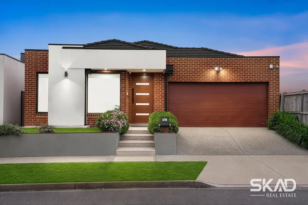 Donnybrook 4 Bedroom 4 Bedrooms | 2 Bathrooms | 2-Car Garage | 359m² Approx. Land