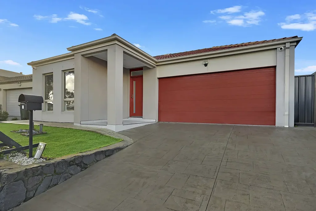 Stylish Family Living in a Prime Highlands Location