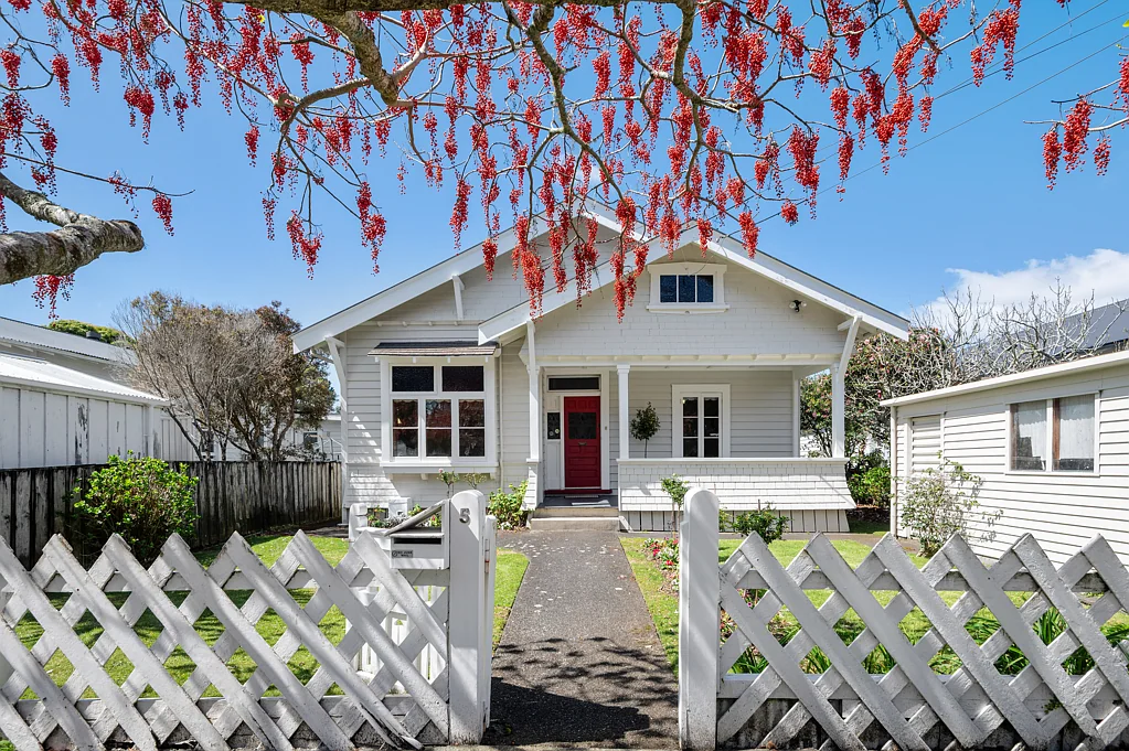 Mount Eden 3ਬੈੱਡਰੂਮ Heritage, Heart, Home