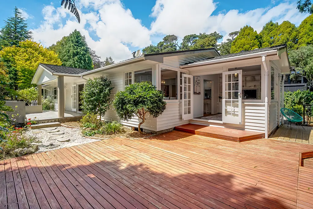 22 Freemans Way, Pinehaven, Upper Hutt, Wellington