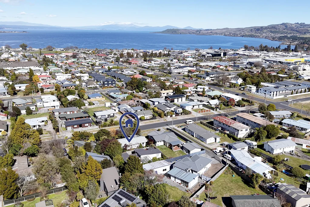 Taupo 3房  Established leafy gardens for your first home