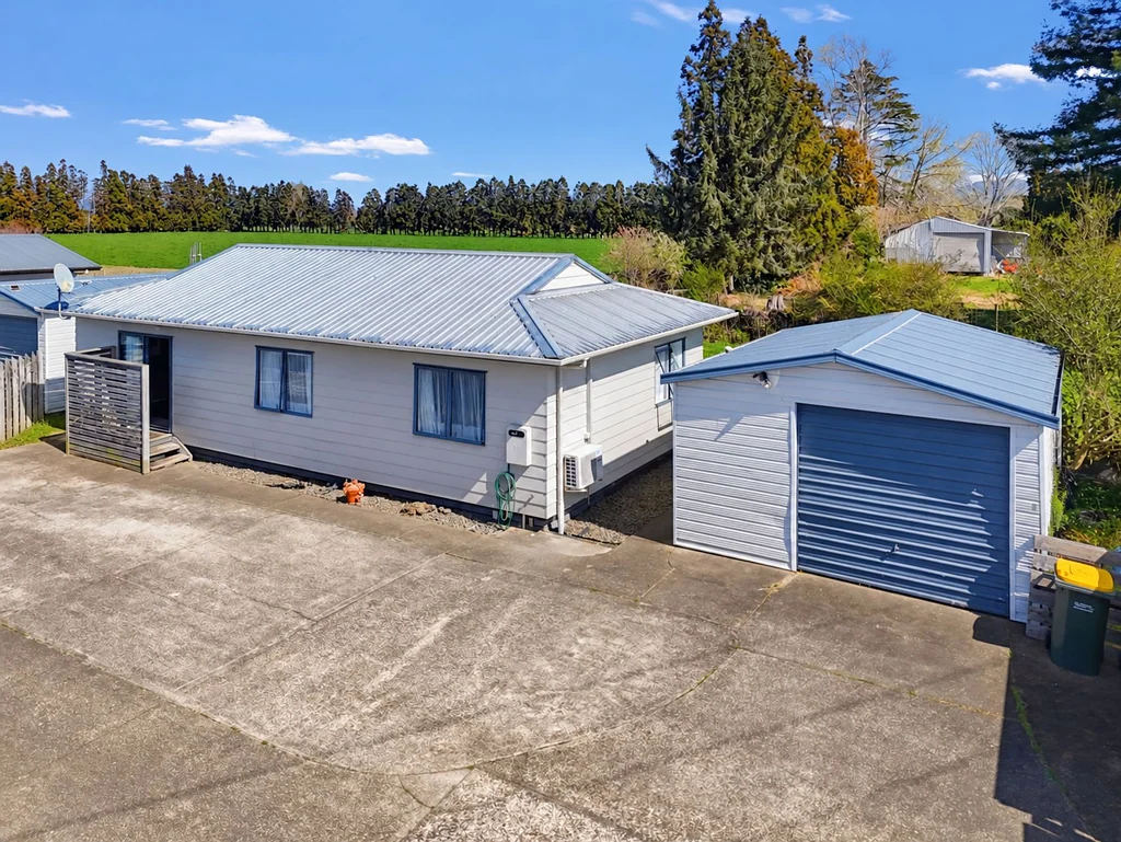 Edgecumbe 3침실 Views, Value, Freehold
