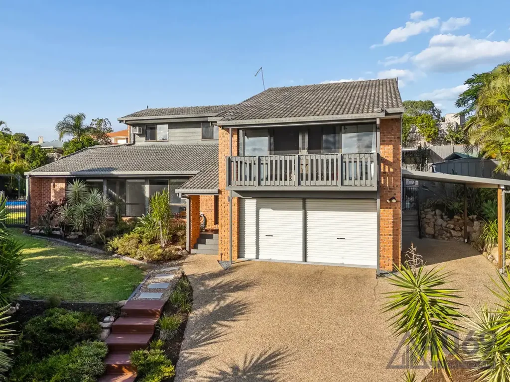 10 Garnet Court, Kenmore, QLD 4069