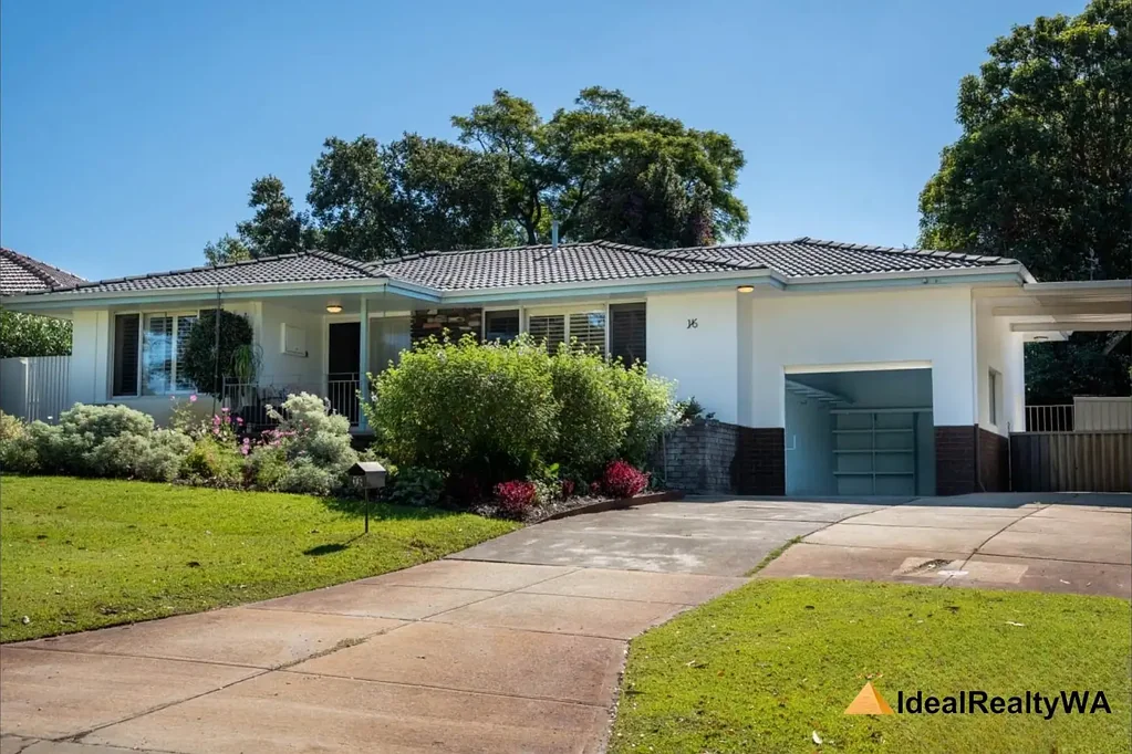 A charming 4-bedroom, 2-bathroom family house in RSHZ