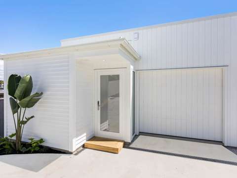 Mairangi Bay 3部屋 Seaside Sophistication in Mairangi Bay