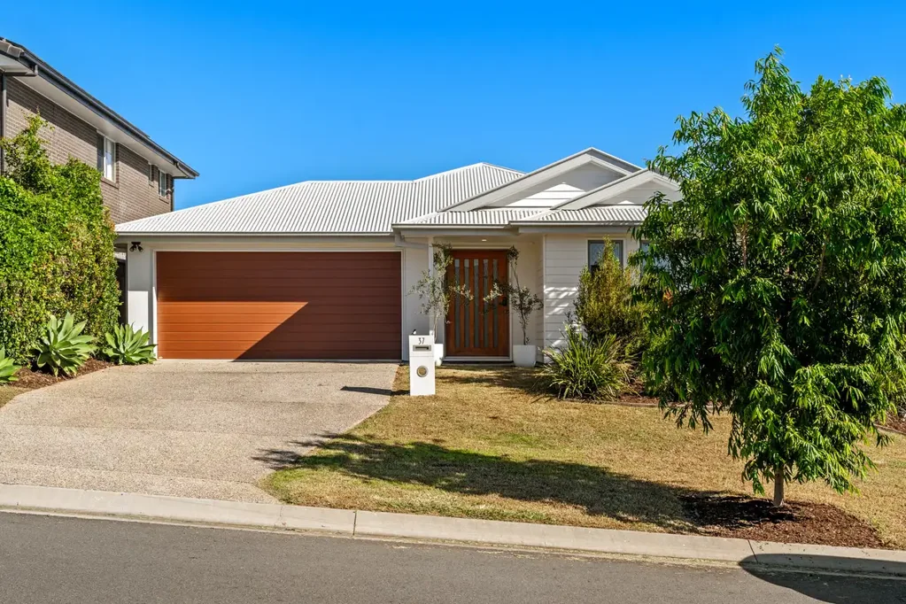 37 Samuel Road, Griffin, QLD 4503