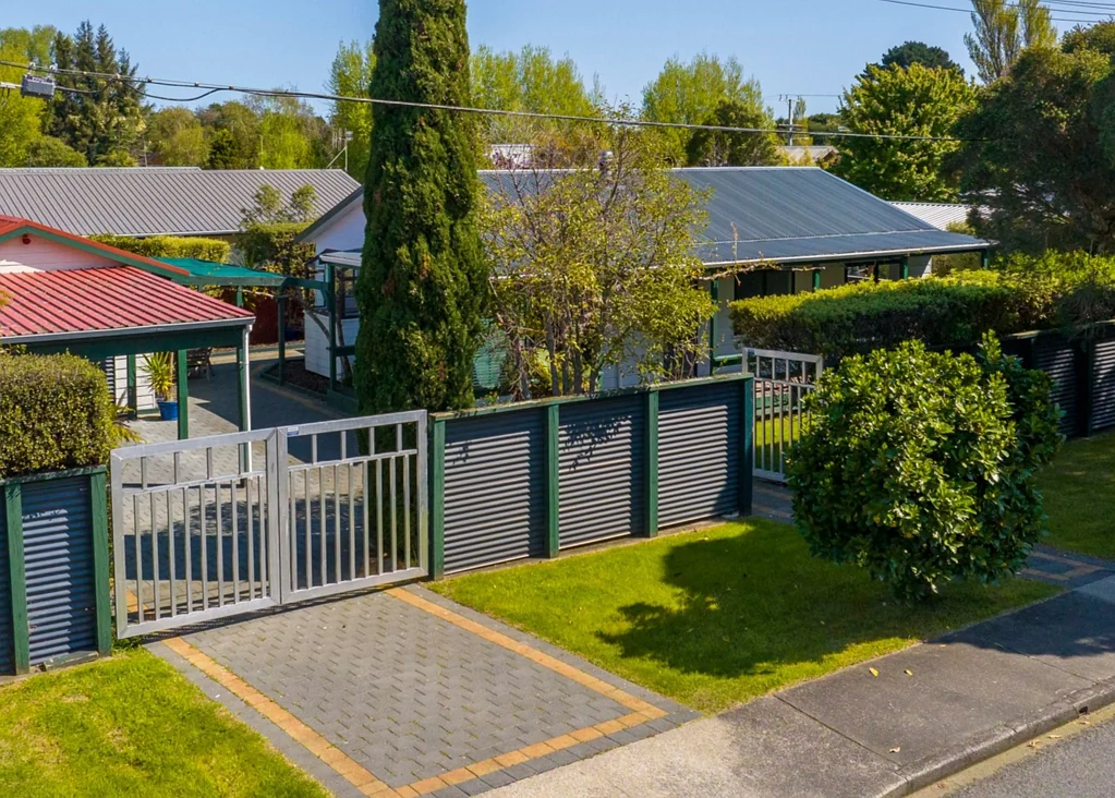 2 Wedgewood Grove, Raumati Beach, Kapiti Coast, Wellington
