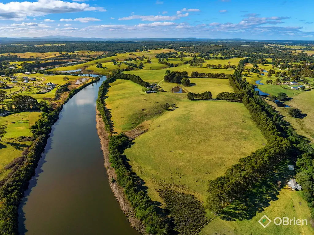 Nicholson 6침실 A Rare Riverfront Sanctuary – 150 Acres of Beauty