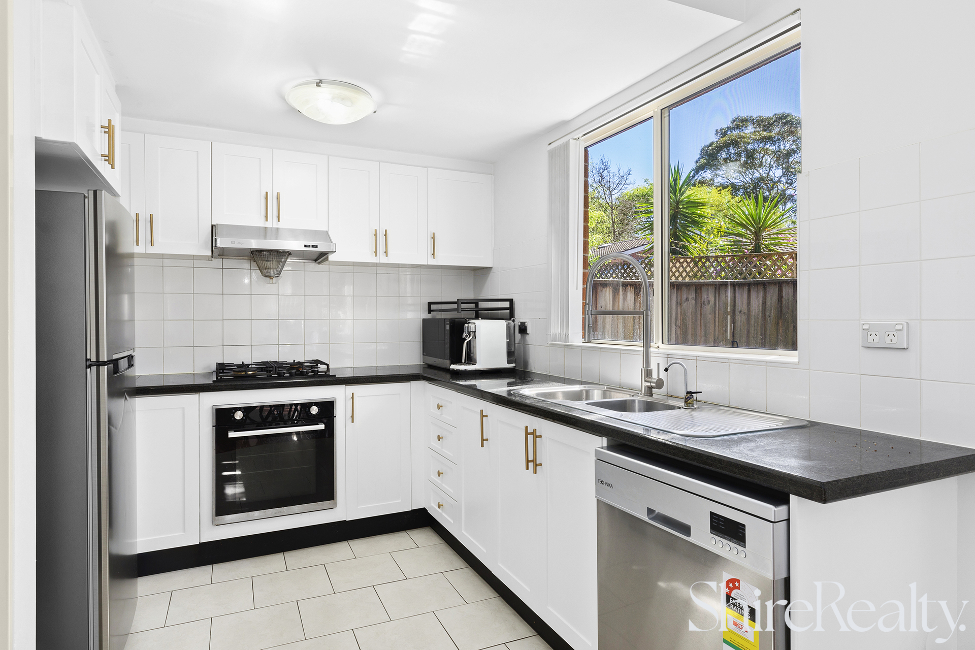 UNIT 6 193-195 OLD NORTHERN RD, CASTLE HILL NSW 2154, 0 rūma, 0 rūma horoi, Townhouse