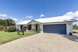 53 Cavanagh Drive, Blacks Beach