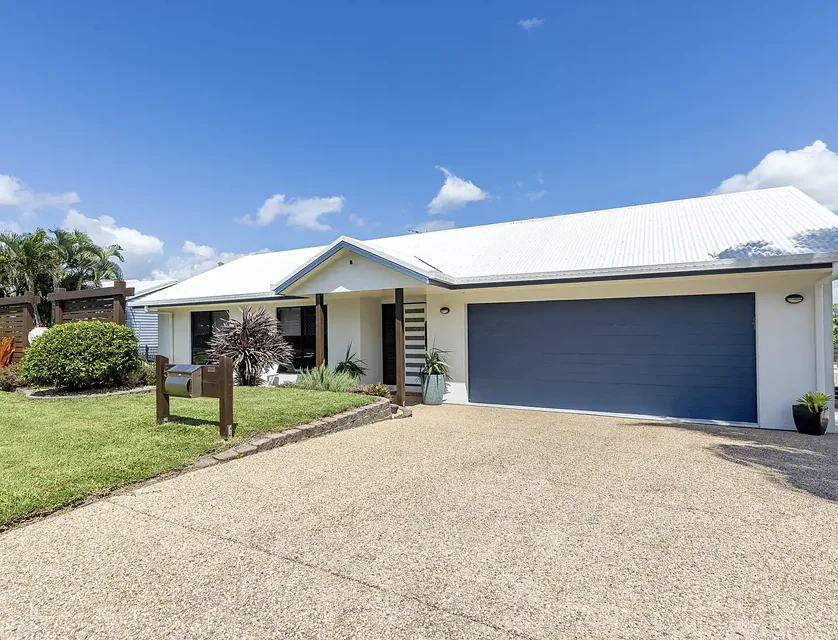 53 Cavanagh Drive, Blacks Beach, QLD 4740, 4 ਕਮਰੇ, 3 ਬਾਥਰੂਮ, House