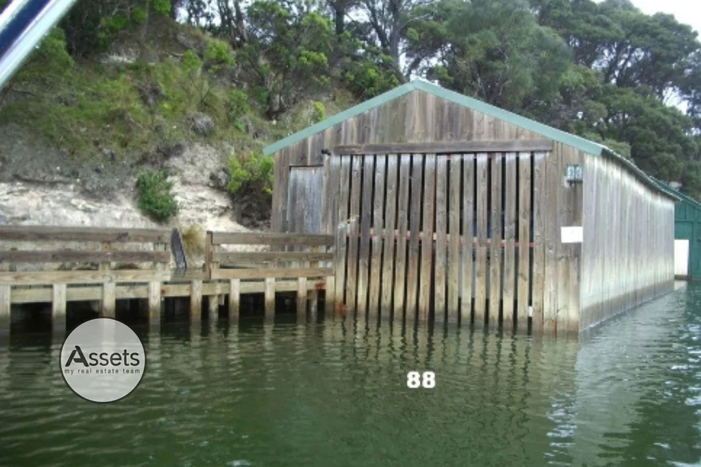 Nelson River Front Opportunity