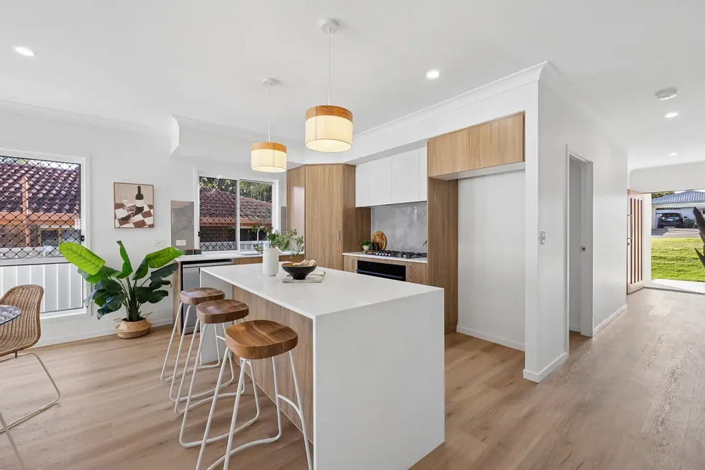 Redland Bay 4कमरा COASTAL LIVING - HEART OF REDLAND BAY