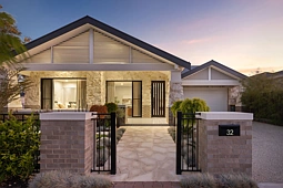32 Gower Street, Glenelg East