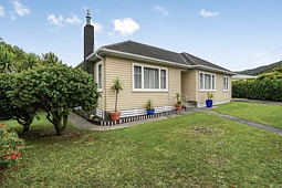 17 Nelson Crescent, Wainuiomata