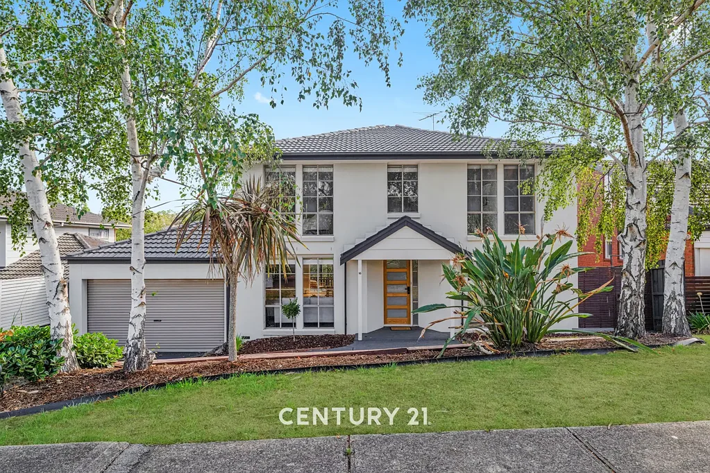 16 Lawrence Drive, Berwick, VIC 3806