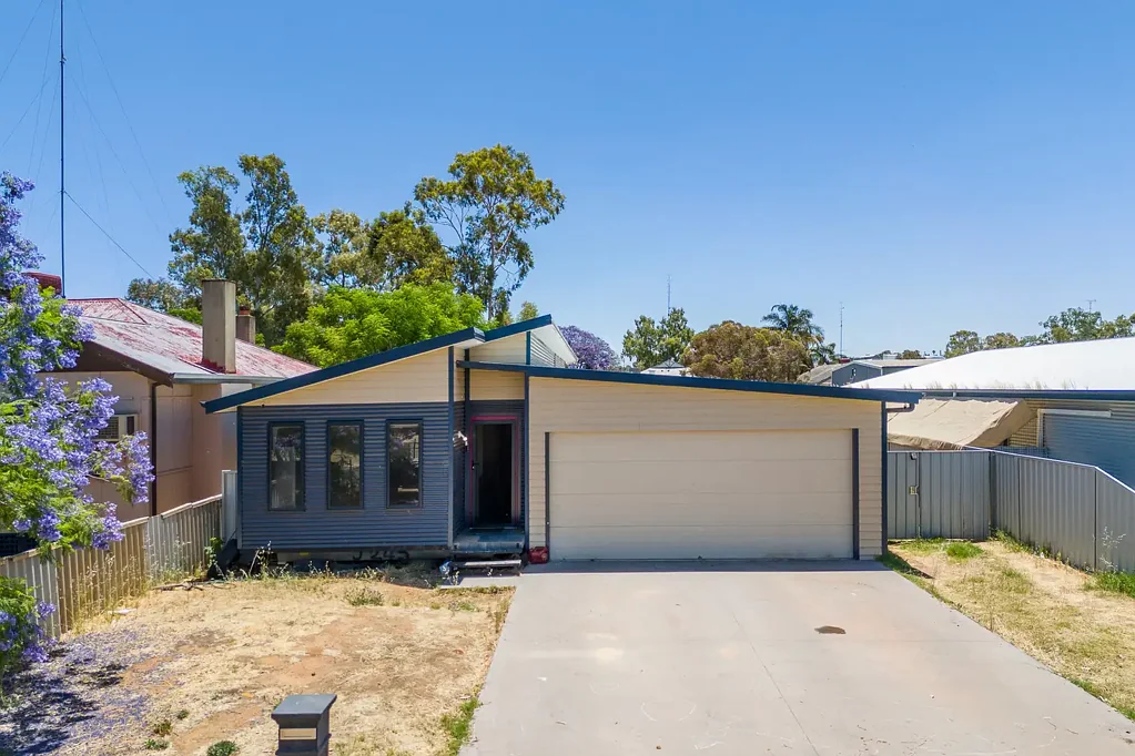 146 Chidlow Street East, Northam, WA 6401