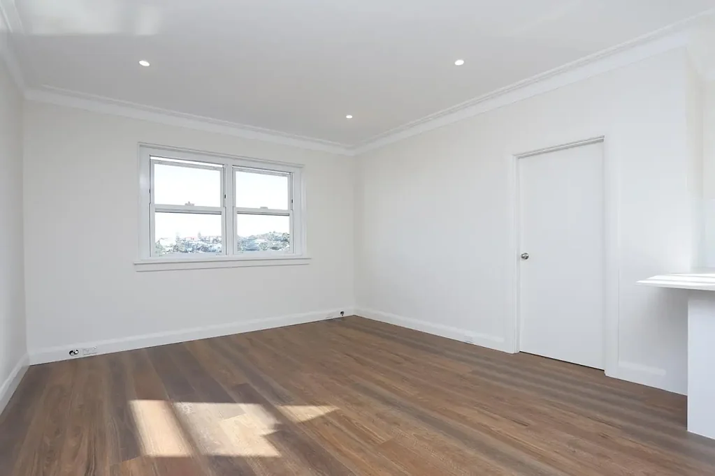 Modern - 2 bedrooms apartment  - Moments to Bronte's fantastic beach and trendy cafes