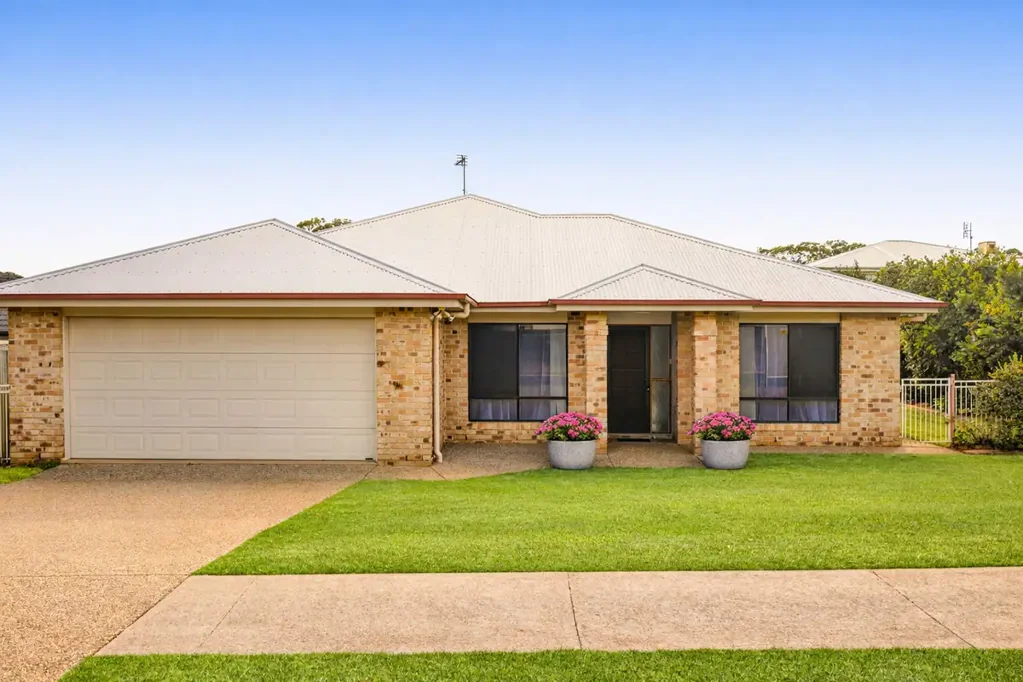 25 McClymont Drive, Rangeville, QLD 4350