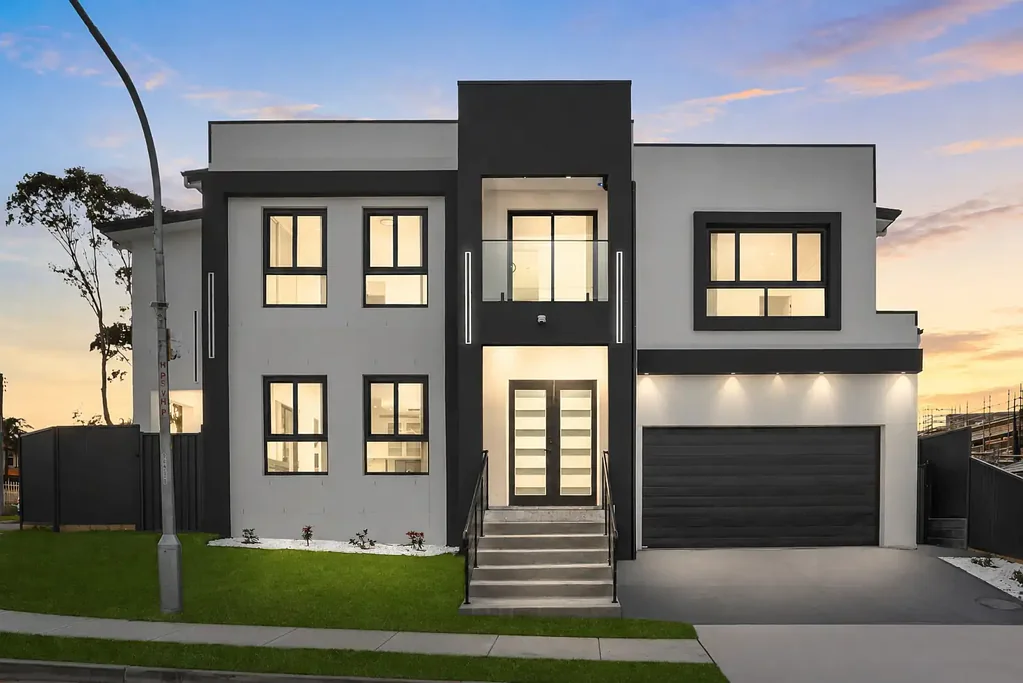 Austral 5कमरा NEAR NEW, LUXURIOUS & READY TO MOVE IN