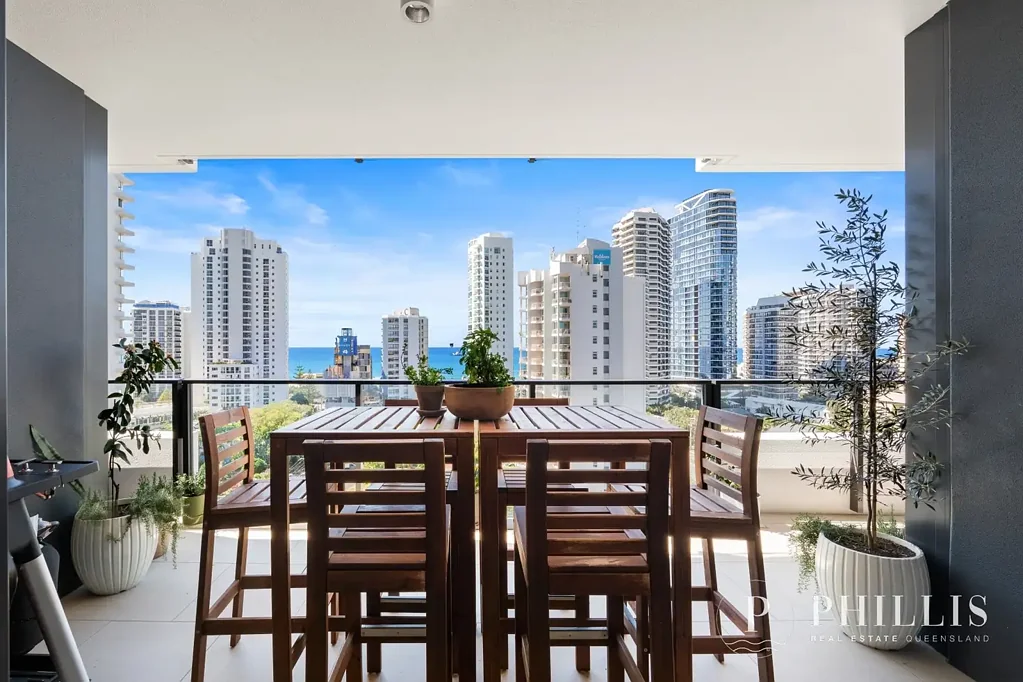 Main Beach 2房  The best value ocean view apartment in Main Beach - less than 9 months old with the resort level facilities
