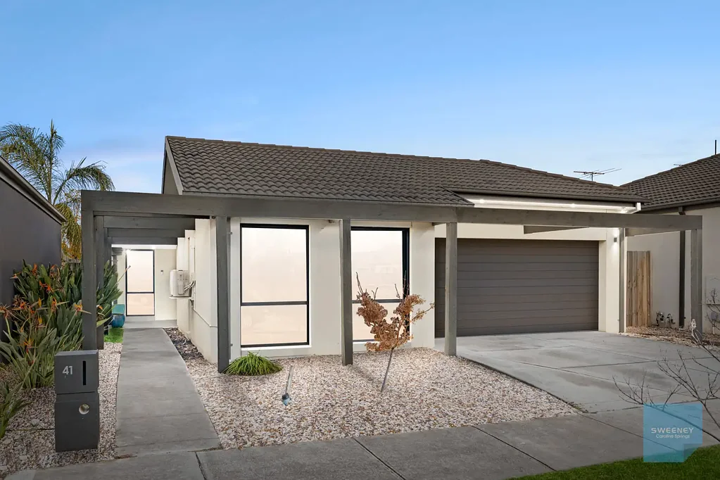 Burnside Heights 3غرفة نوم Vibrant living designed for the lifestyle lover