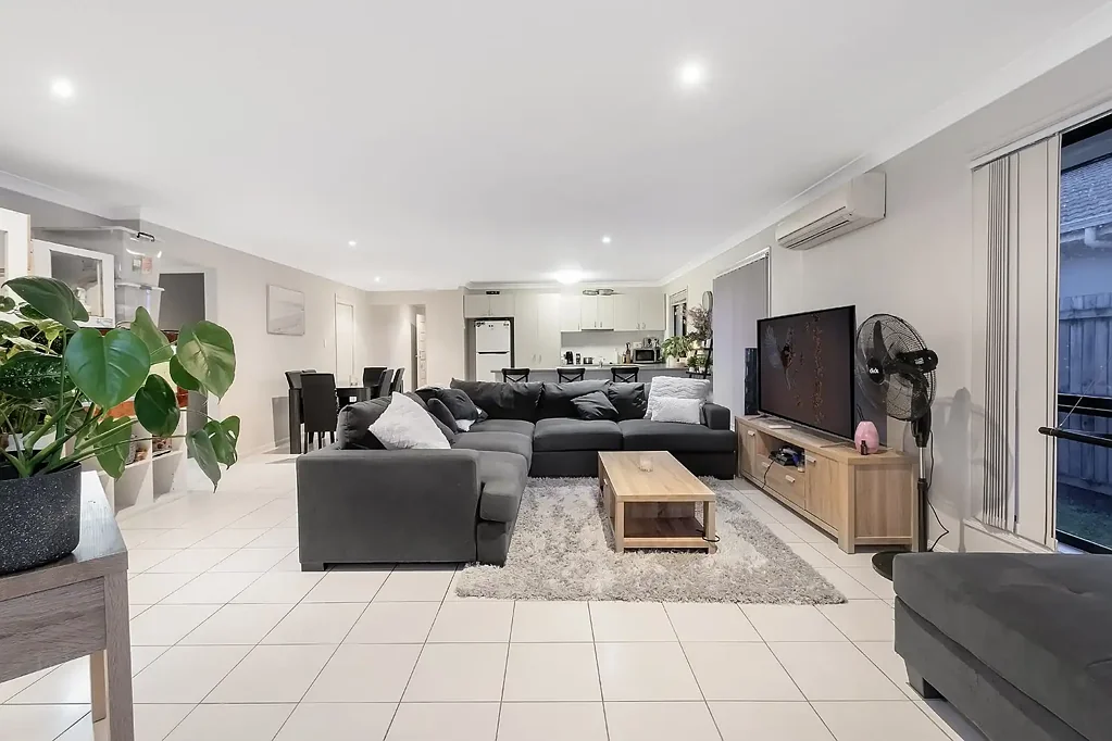 Coomera 4Zimmer Modern Family Living in the Heart of Coomera!