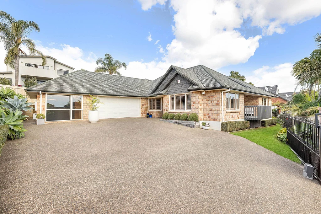 The Gardens 5 Bedroom Executive family living in an exclusive enclave