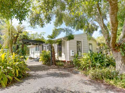Kerikeri 3房  Convenience, affordability and a waterfall!