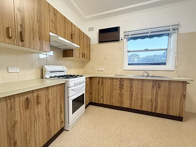 23 Hannons Avenue, Peakhurst, NSW 2210, 3 Bedrooms, 1 Bathrooms, House