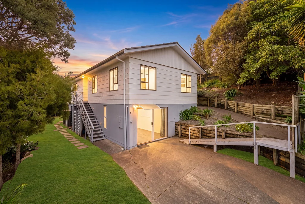 Totara Vale 3 Slaapkamer Move In & Enjoy - Family-Friendly Living