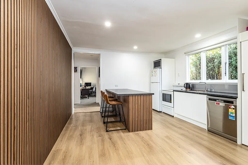 Marchwiel 3部屋 Refreshed, Renovated and Now Ready