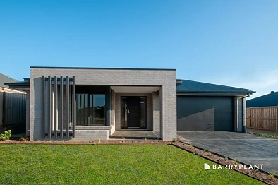 18 Henley Avenue, Warragul, VIC 3820, 4 slaapkamers, 2 badkamers, House