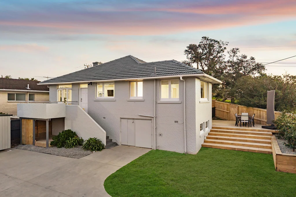 Birkenhead 3 Slaapkamer Bright, Modern, and Move-in ready