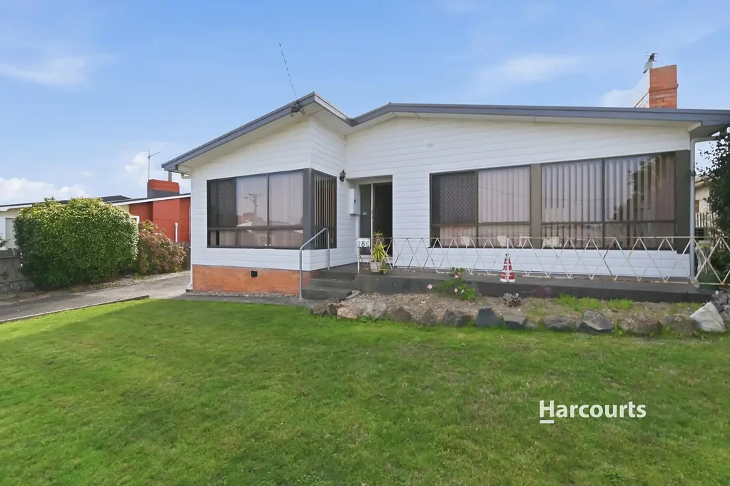 Devonport 3房  Opportunity, space and a location you will love…