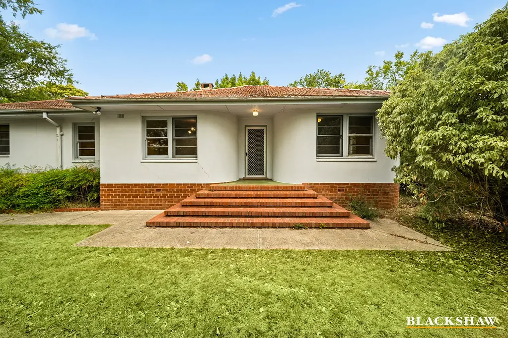 9 Blaxland Crescent, Griffith, ACT 2603