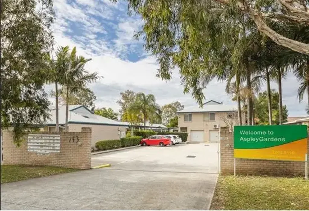 Aspley 2 Bedroom Units for sale in retirement complex