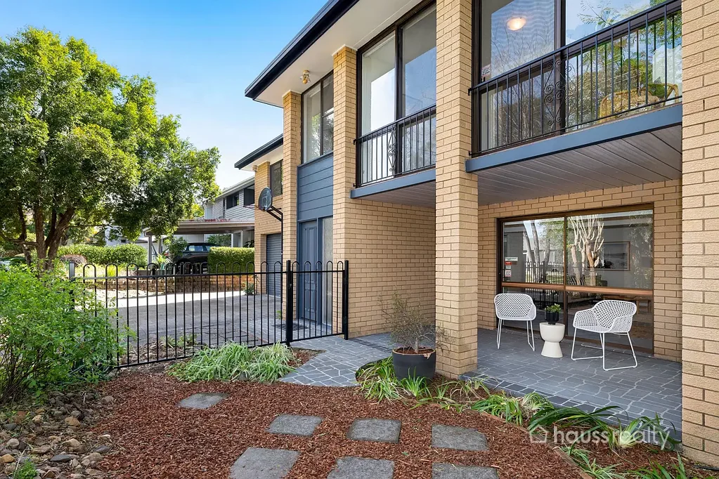 32 Rinora Street, Corinda, QLD 4075