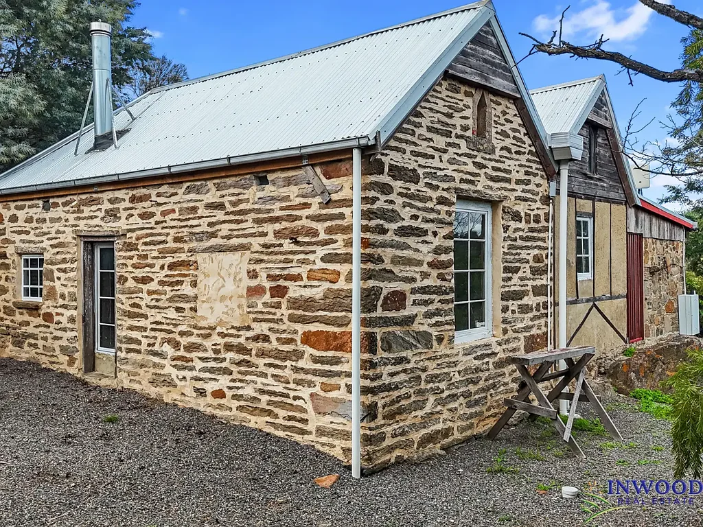 Eden Valley 1Moenga 1870's cottage charm. Two large titles, available separately or secure one extraordinary opportunity.