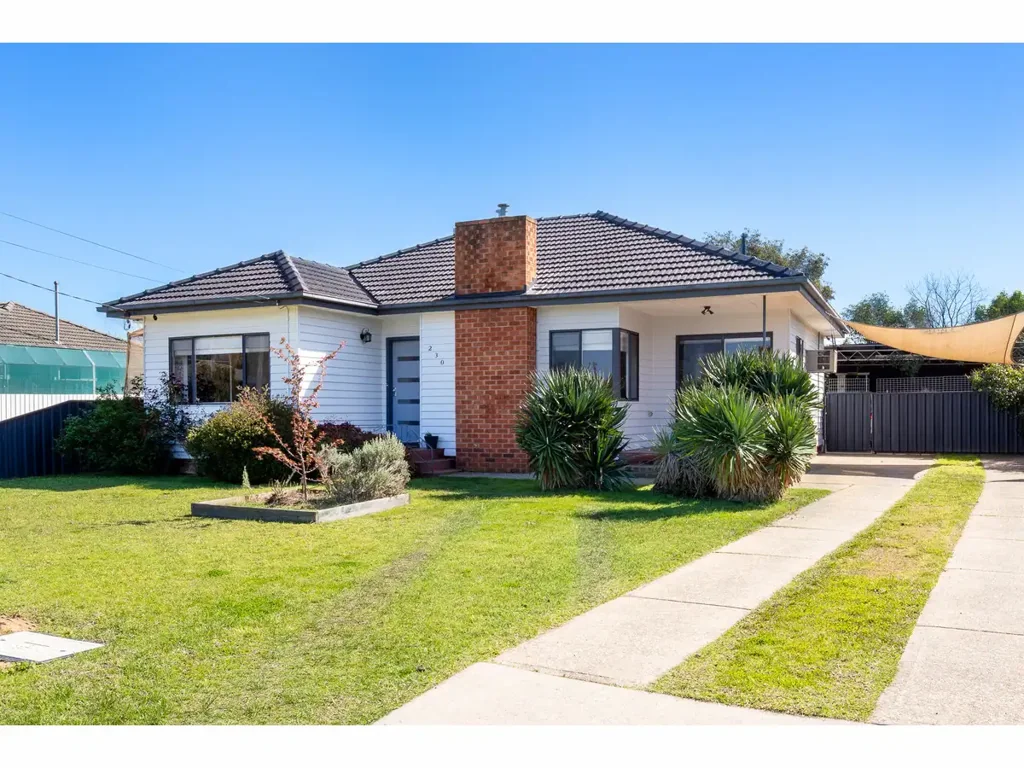 North Albury 3غرفة نوم Charming Three-Bedroom Weatherboard Home