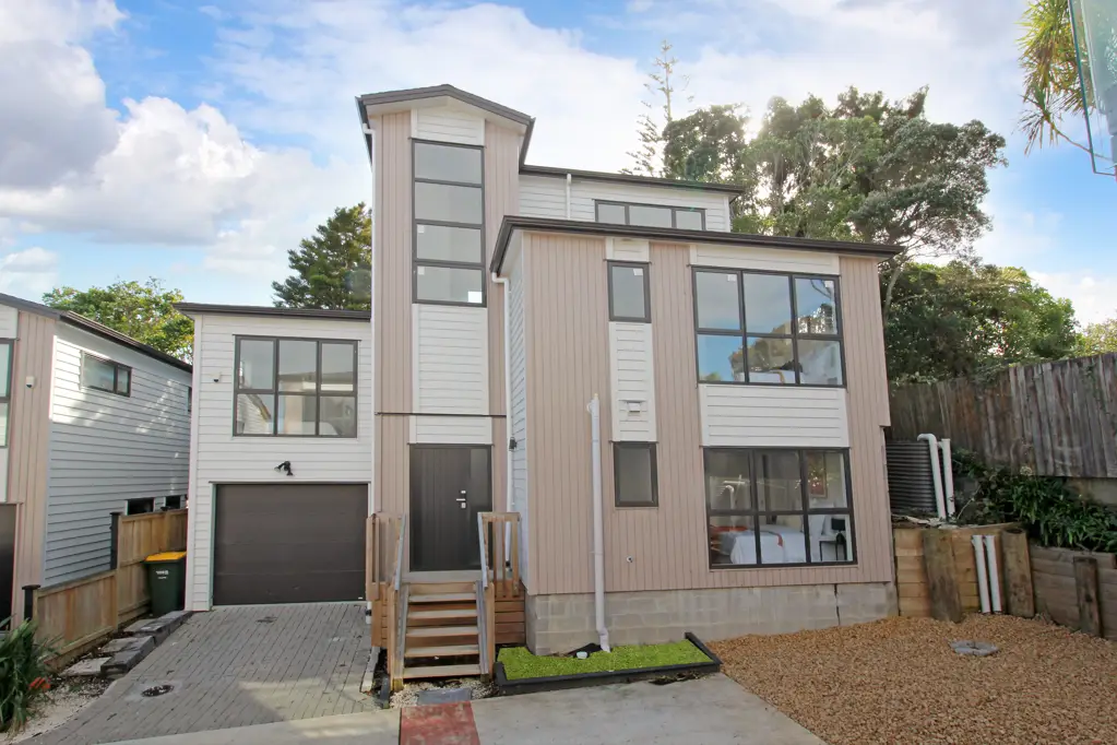 New Windsor 5Zimmer Biggest In the Block!!