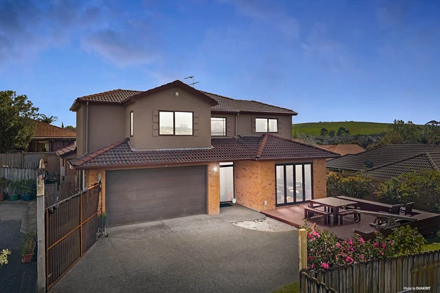 5 Craigavon Drive, East Tamaki, Manukau City