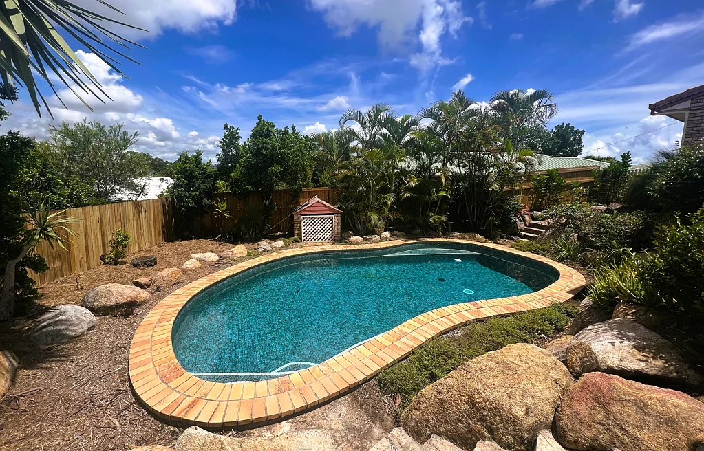 5 Valiant Court, Clinton, QLD 4680