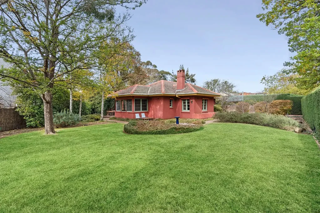 Turner 4房  A Cherished Residence in a Blue-Chip Inner North Setting
