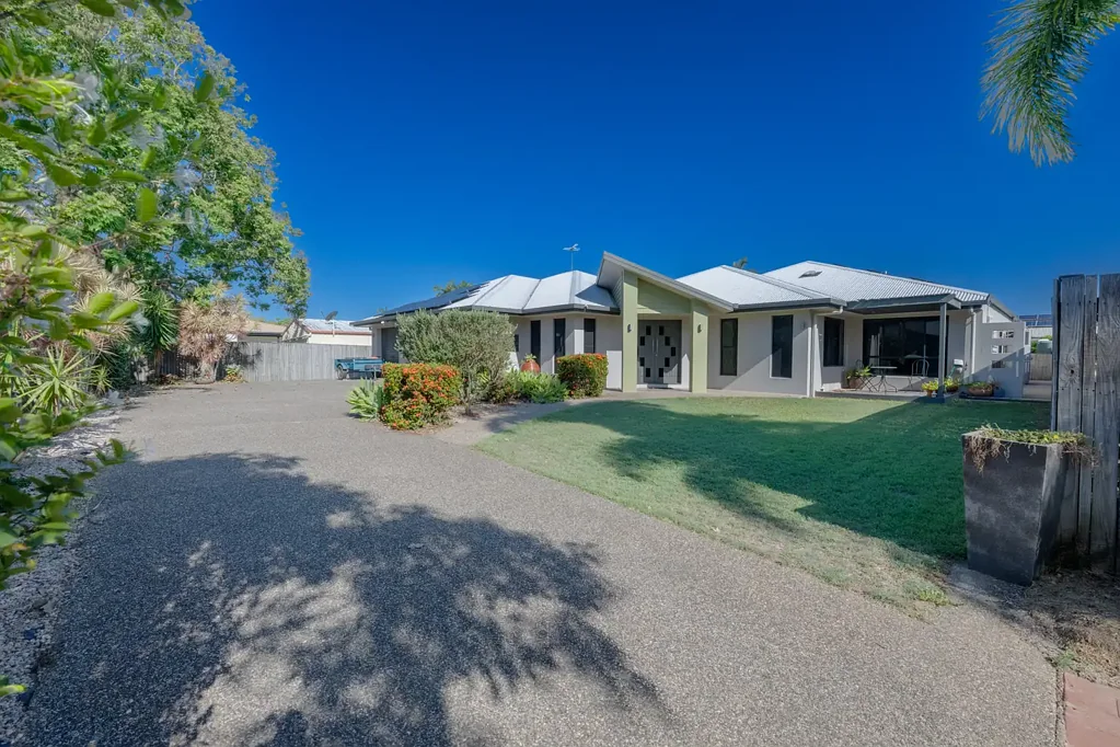 53 Jasmine Drive, Blacks Beach, QLD 4740